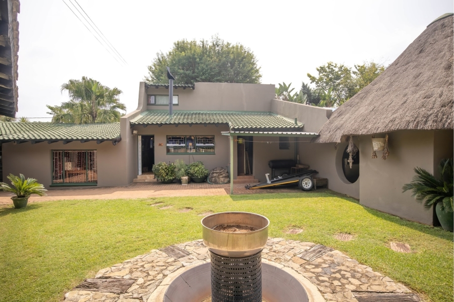 3 Bedroom Property for Sale in Meerhof North West